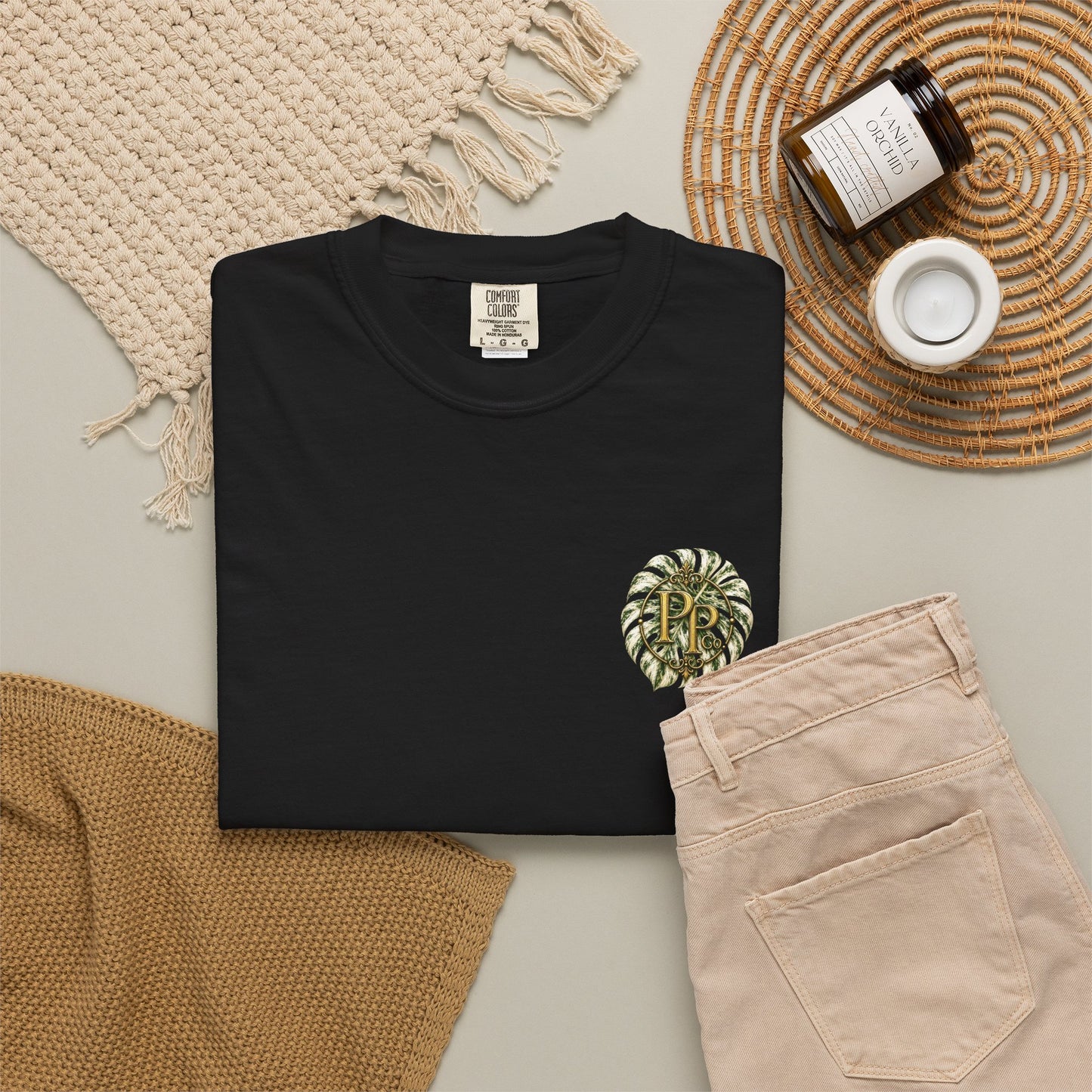 Deliciosa Diner — Graphic Tee