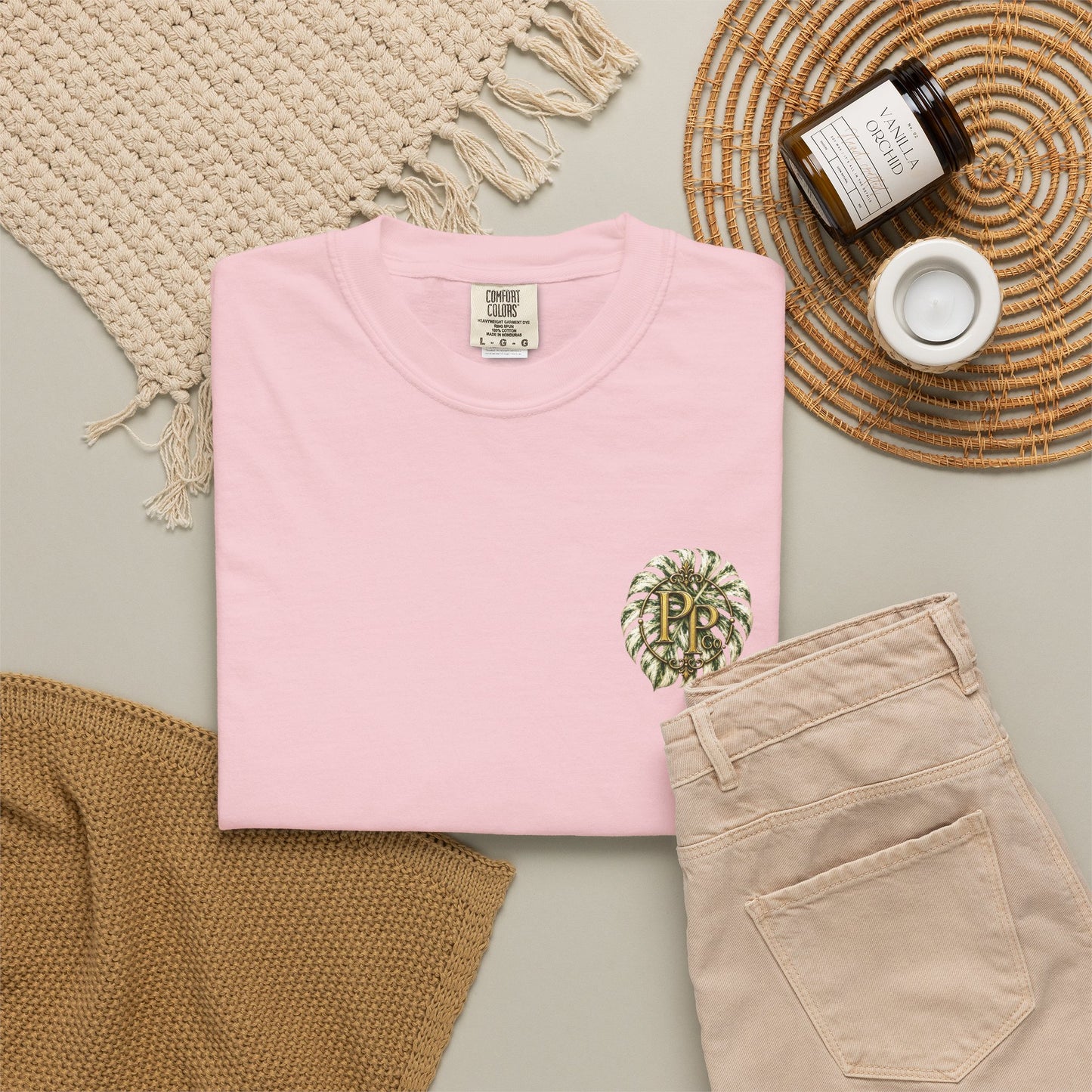 Deliciosa Diner — Graphic Tee
