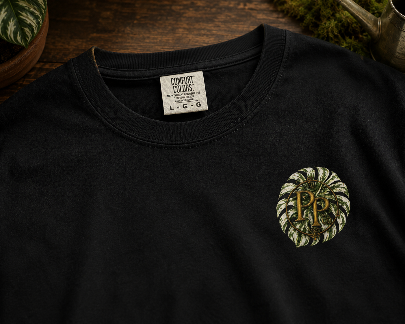Deliciosa Diner — Graphic Tee